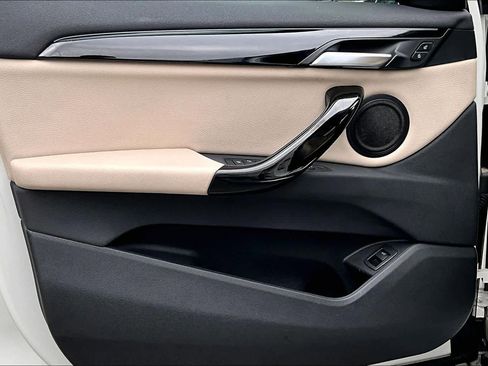 Used 2019 BMW X1 xDrive28i w/ Convenience Package image 22