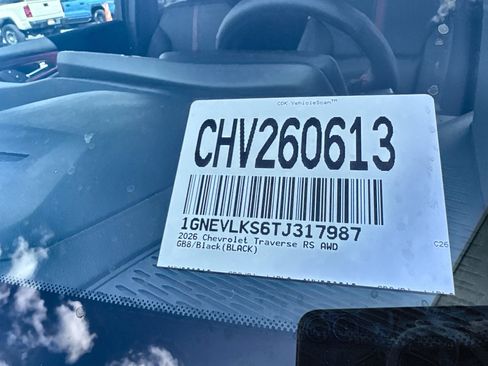 New 2026 Chevrolet Traverse RS w/ LPO, Floor Liner Package AWD/4WD image 38