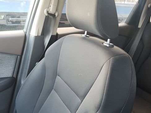 Used 2023 Nissan Rogue S image 19