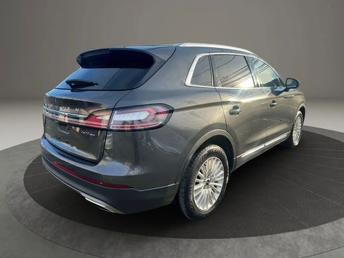 Used 2019 Lincoln Nautilus Premier AWD/4WD image 5