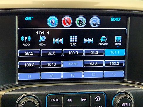 Used 2017 Chevrolet Silverado 1500 High Country image 22