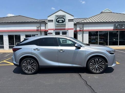 Used 2023 Lexus RX 350 Premium Plus w/ Cold Area Package AWD/4WD image 9