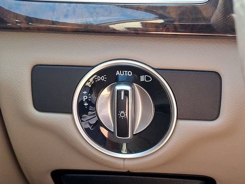 Used 2014 Mercedes-Benz CLS 550 4MATIC image 26