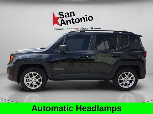 Used 2023 Jeep Renegade Latitude w/ Premium Group image 5