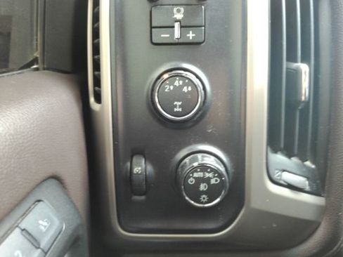 Used 2016 GMC Sierra 2500 Denali w/ Duramax Plus Package image 35