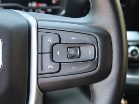 Used 2025 GMC Sierra 1500 SLT AWD/4WD image 13