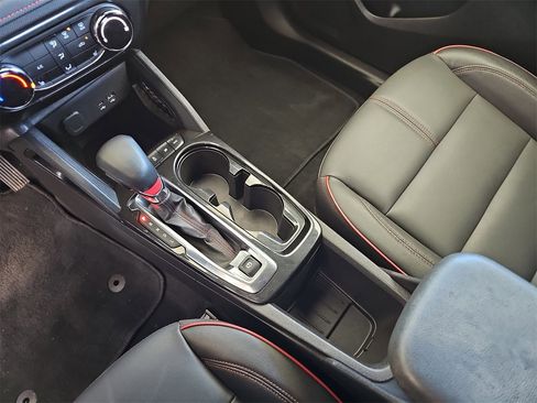 Certified 2024 Chevrolet TrailBlazer RS w/ Driver Confidence Package image 24