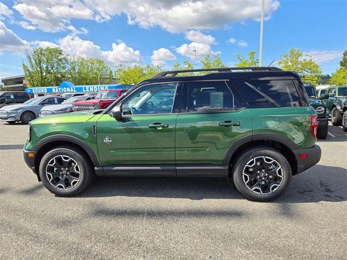 New 2025 Ford Bronco Sport Outer Banks w/ Outer Banks Tech Package+ image 8