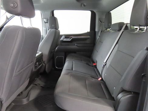 Used 2025 Chevrolet Silverado 1500 LT AWD/4WD image 26
