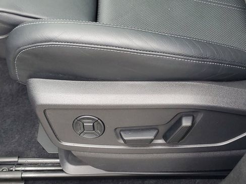 Used 2025 Audi Q5 Premium Plus w/ Premium Plus image 32