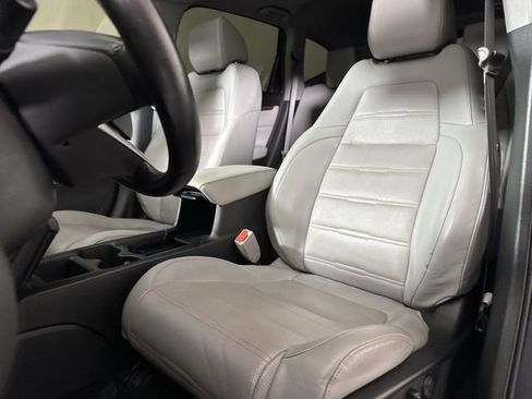 Used 2017 Honda CR-V Touring image 19