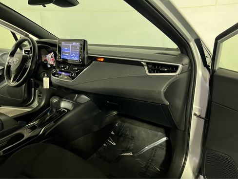 Used 2022 Toyota Corolla SE FWD image 27