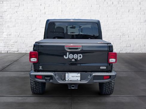 Used 2020 Jeep Gladiator Overland w/ Trailer Tow Package AWD/4WD image 6