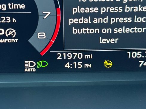 Used 2023 Audi Q3 2.0T Premium w/ Convenience Package image 25