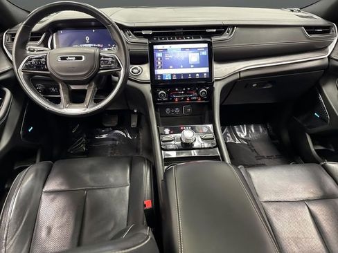 Used 2022 Jeep Grand Cherokee L Overland w/ Luxury Tech Group IV image 5