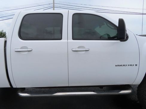 Used 2008 Chevrolet Silverado 2500 LTZ w/ Suspension Package, Off-Road AWD/4WD image 20
