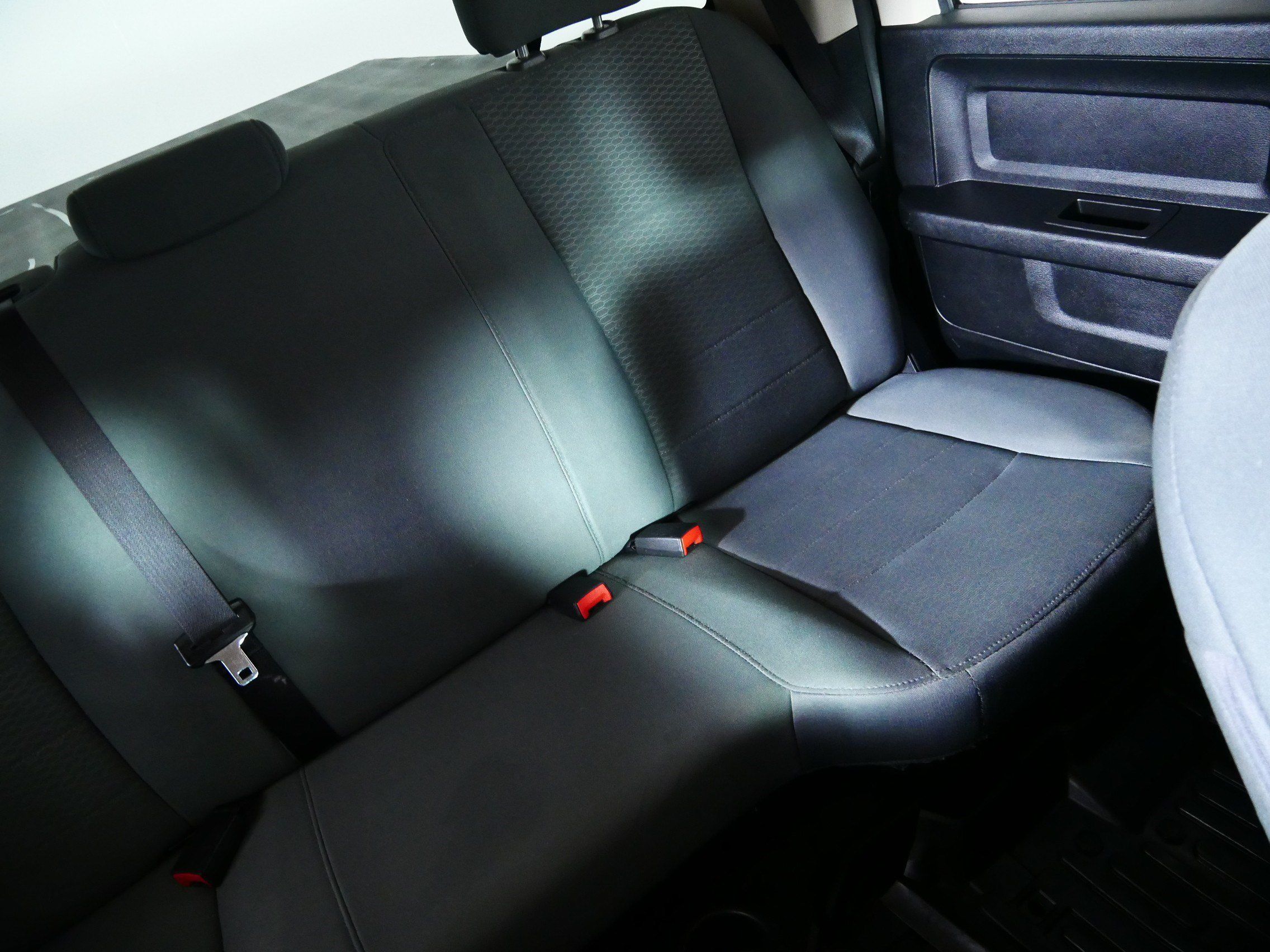Used 2017 RAM 1500 Express AWD/4WD image 14