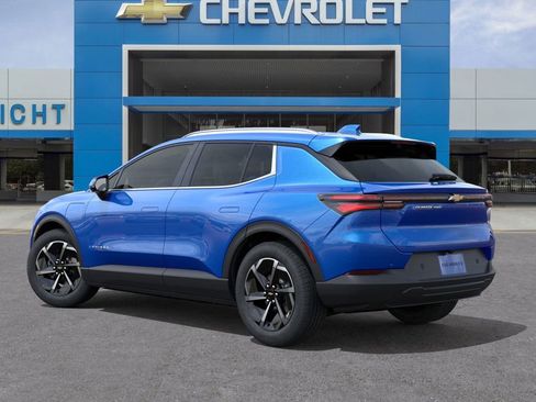 New 2026 Chevrolet Equinox EV LT AWD/4WD image 3