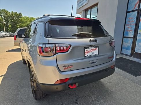 Used 2023 Jeep Compass Trailhawk AWD/4WD image 8