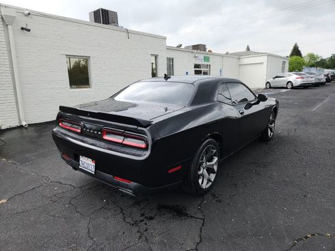 Used 2015 Dodge Challenger SXT Plus image 5