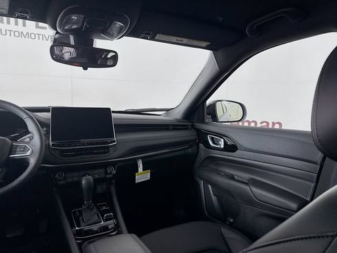 New 2026 Jeep Compass Latitude AWD/4WD image 19
