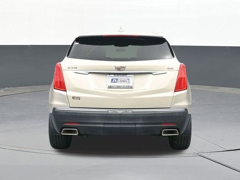 Used 2017 Cadillac XT5 Premium Luxury image 12