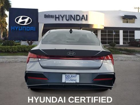 Certified 2025 Hyundai Elantra SEL FWD image 5