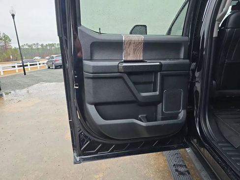 Used 2019 Ford F250 Lariat w/ Lariat Ultimate Package image 47