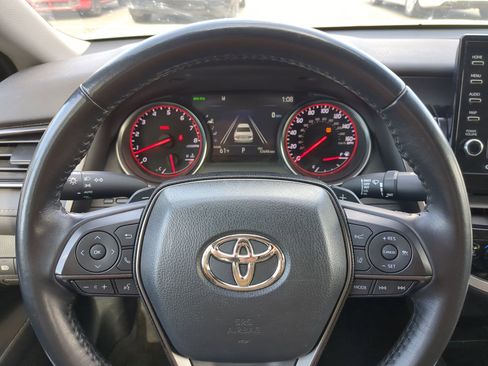Used 2023 Toyota Camry XSE image 18