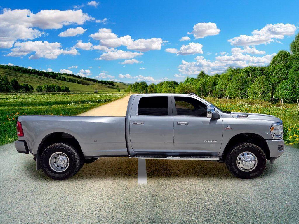 Used 2024 RAM 3500 Laramie AWD/4WD image 7