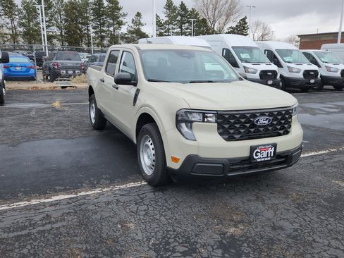 New 2025 Ford Maverick XL w/ Equipment Group 102A image 18