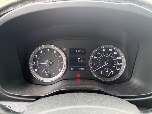 Used 2020 Hyundai Venue SE image 8