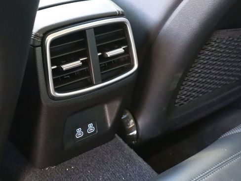 Used 2026 Genesis G70 2.5T AWD/4WD image 17