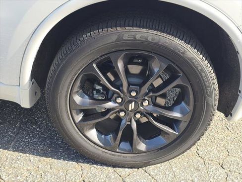 Certified 2025 Dodge Durango R/T w/ Blacktop Package AWD/4WD image 12