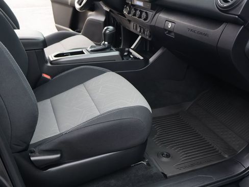 Used 2023 Toyota Tacoma TRD Sport w/ Black Out Package (TMS) image 37