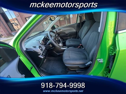 Used 2015 Chevrolet Sonic LT image 11