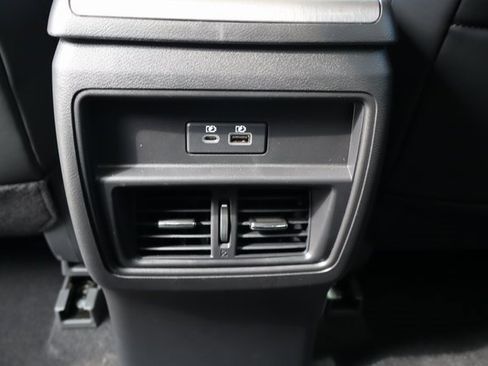 Used 2024 Nissan Murano SV image 16