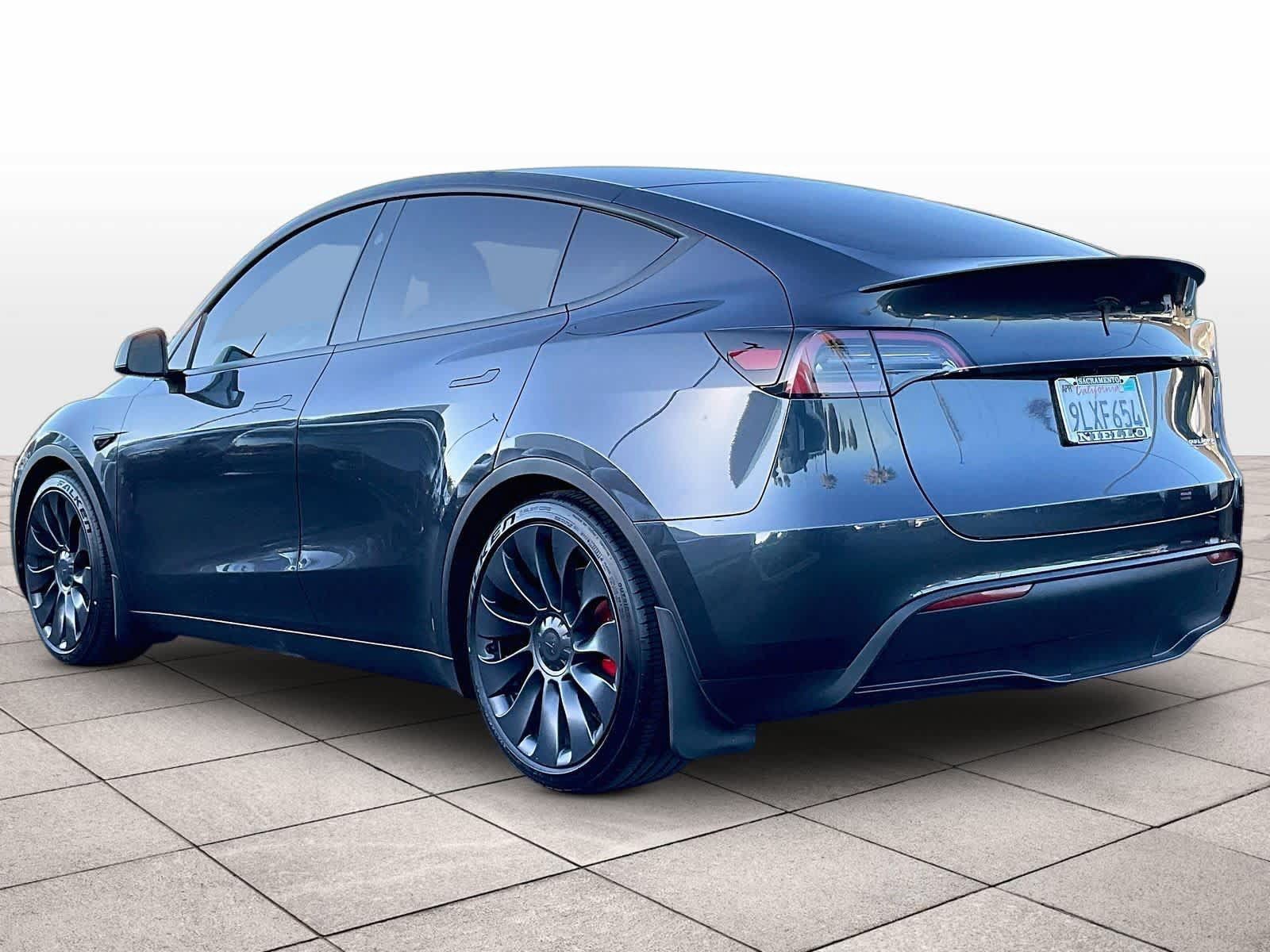 Used 2024 Tesla Model Y Performance AWD/4WD image 15
