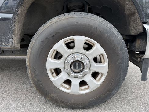 Used 2023 Ford F250 XLT AWD/4WD image 14