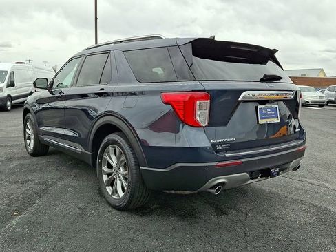 Certified 2022 Ford Explorer Limited w/ Equipment Group 301A image 4