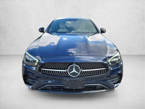 Used 2022 Mercedes-Benz E 350 Sedan image 2