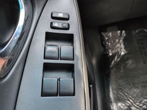 Used 2010 Toyota RAV4 Sport AWD/4WD image 22
