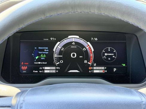 New 2026 Toyota Tundra Platinum AWD/4WD image 9
