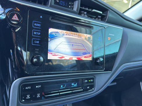 Used 2017 Toyota Corolla LE image 22