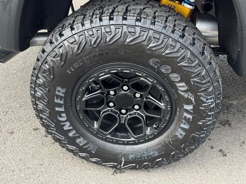 New 2026 Chevrolet Colorado ZR2 w/ ZR2 Bison Edition AWD/4WD image 9
