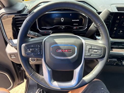 Used 2025 GMC Sierra 1500 SLT AWD/4WD image 20