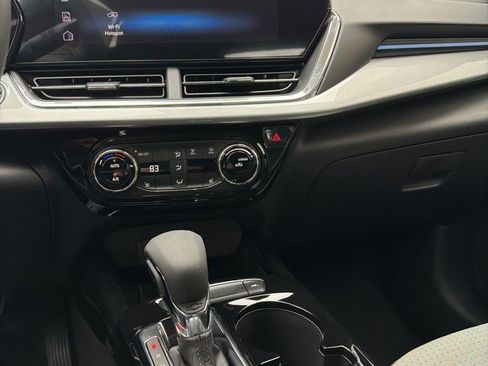 New 2026 Chevrolet Trax LT w/ Driver Confidence Package image 14