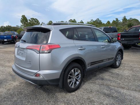 Used 2017 Toyota RAV4 XLE w/ Protection Package AWD/4WD image 4