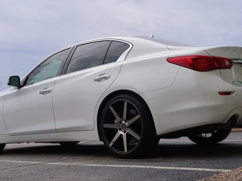 Used 2015 INFINITI Q50 w/ Navigation Package RWD image 13
