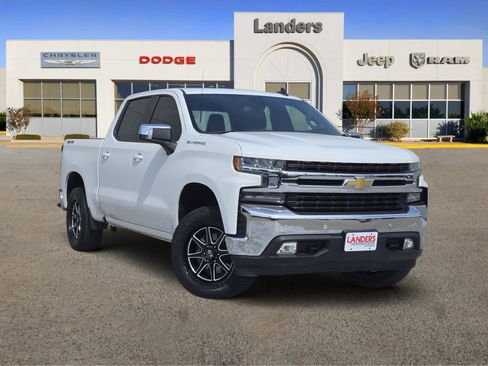 Used 2020 Chevrolet Silverado 1500 LT w/ Convenience Package AWD/4WD image 1